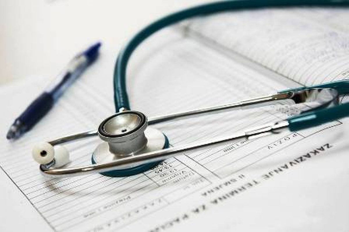 ANS suspende a venda de 51 planos de saúde; veja a lista